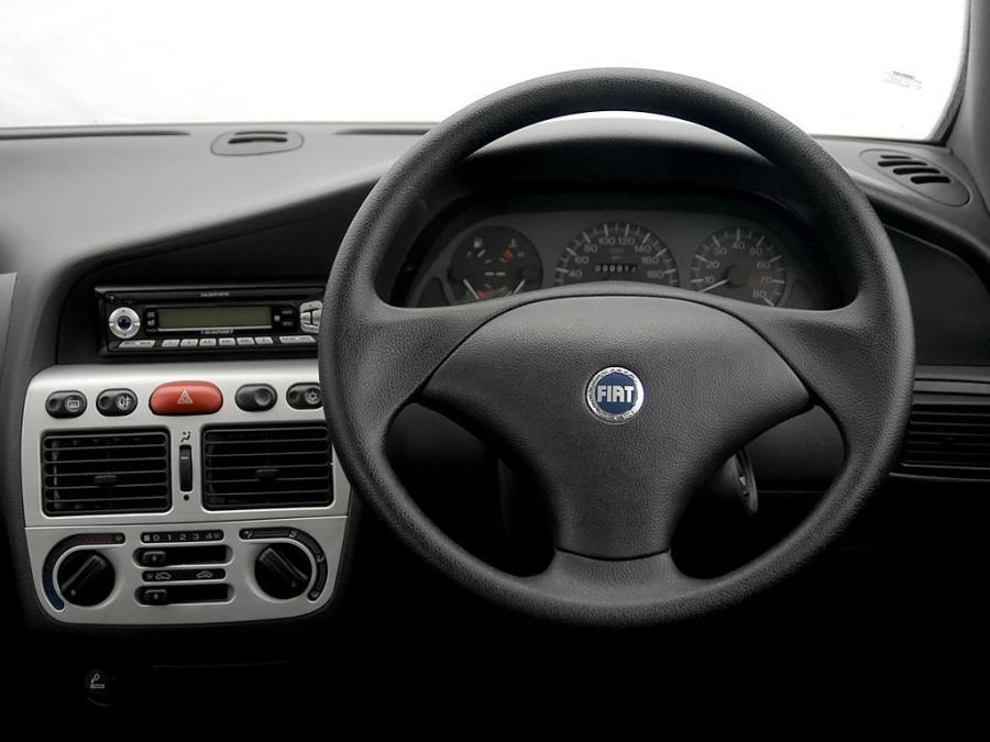  Fiat Palio Vibe 3-Door 2006 года  (фото 6 из 8)